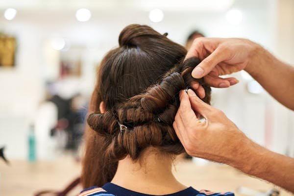 Find your perfect Clapham hairdressers for a fresh style